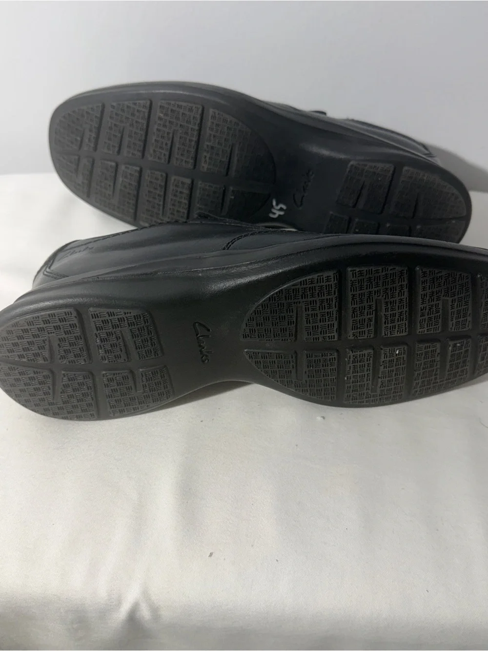 Clarks Collection Ortholite black leather Shoes   Size men's size 8M